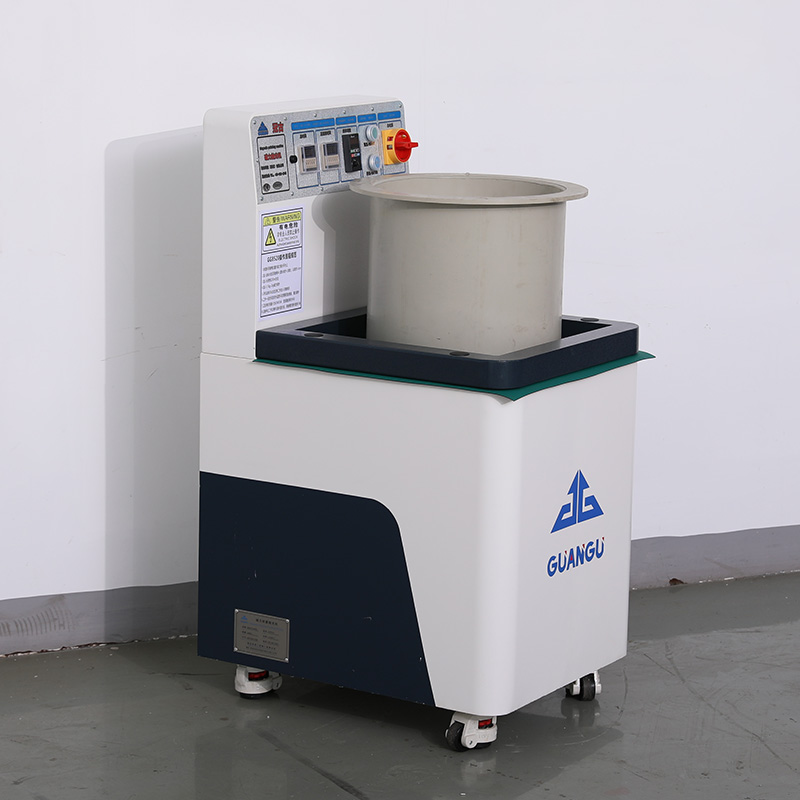 金屬會(huì)發(fā)霉嗎？磁力拋光機(jī)輕松解決